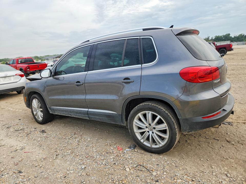 Продажа на аукционе авто 2016 Volkswagen Tiguan, vin: WVGAV7AX8GW575993, номер лота: 62202866