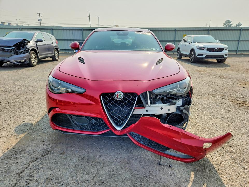 Продажа на аукционе авто 2018 Alfa Romeo Giulia, vin: ZARFAEAV9J7592849, номер лота: 61569616