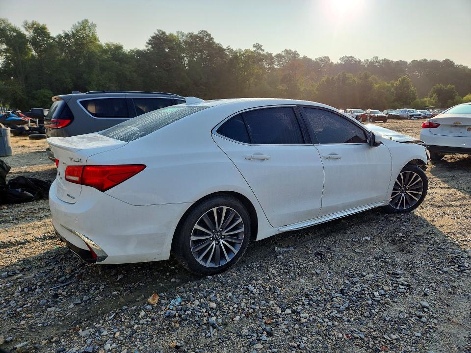 62161846 :رقم المزاد ، 19UUB3F71JA003116 vin ، 2018 Acura Tlx مزاد بيع