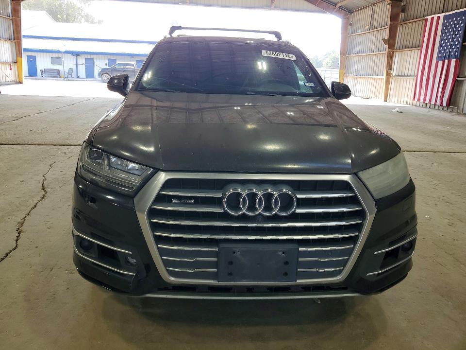 62892146 :رقم المزاد ، WA1LAAF75HD012275 vin ، 2017 Audi Q7 مزاد بيع
