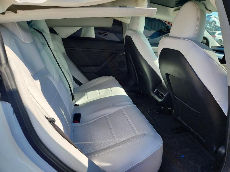 Продажа на аукционе авто 2023 Tesla Model 3, vin: 5YJ3E1EA8PF558311, номер лота: 62855236