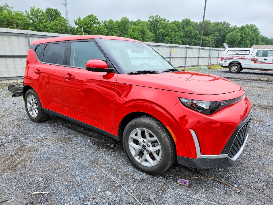 2023 Kia Soul მანქანა იყიდება აუქციონზე, vin: KNDJ23AU0P7207684, აუქციონის ნომერი: 59800176