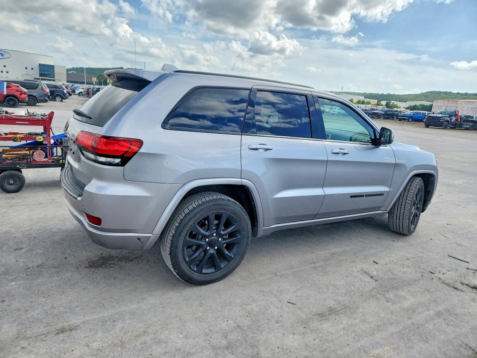 61955276 :رقم المزاد ، 1C4RJEAG1JC430875 vin ، 2018 Jeep Grand Cherokee مزاد بيع