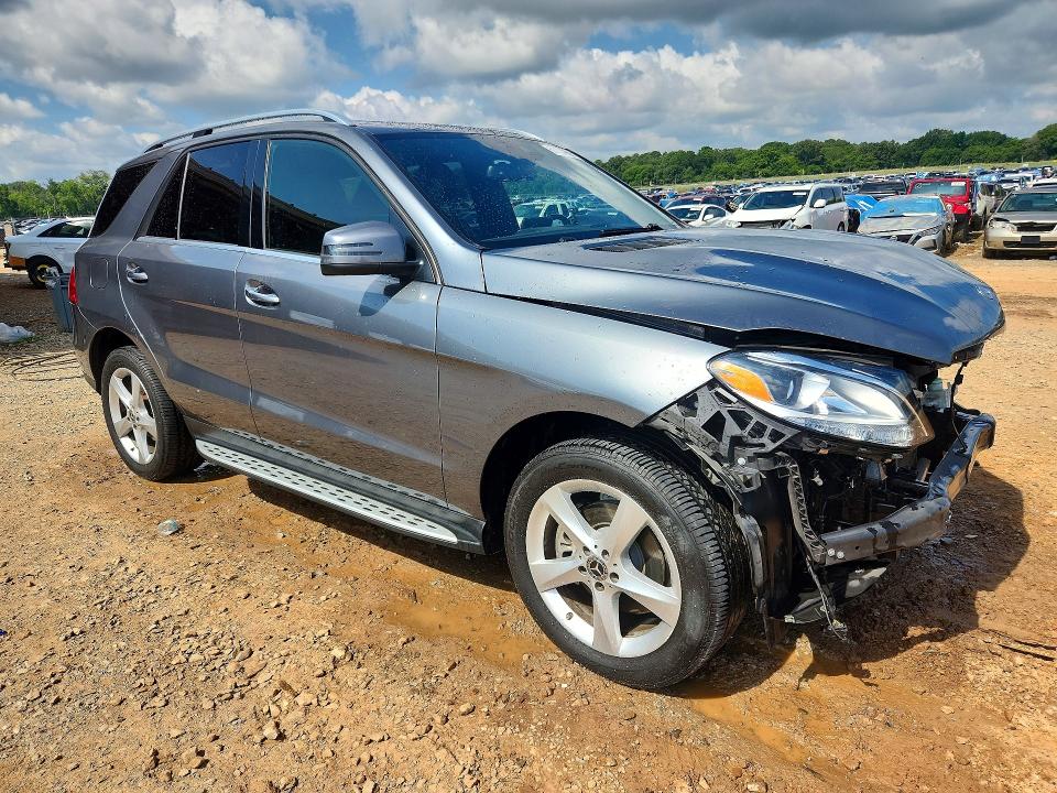 61134966 :رقم المزاد ، 4JGDA5JB2JB194768 vin ، 2018 Mercedes-benz Gle مزاد بيع