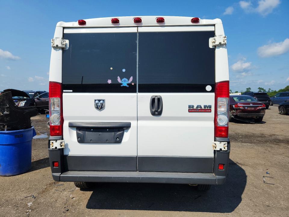 62261786 :رقم المزاد ، 3C6TRVAG5GE129940 vin ، 2016 Ram Promaster 1500 مزاد بيع