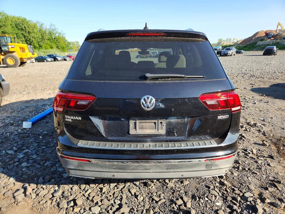 62242856 :رقم المزاد ، 3VV4B7AX7KM041811 vin ، 2019 Volkswagen Tiguan مزاد بيع