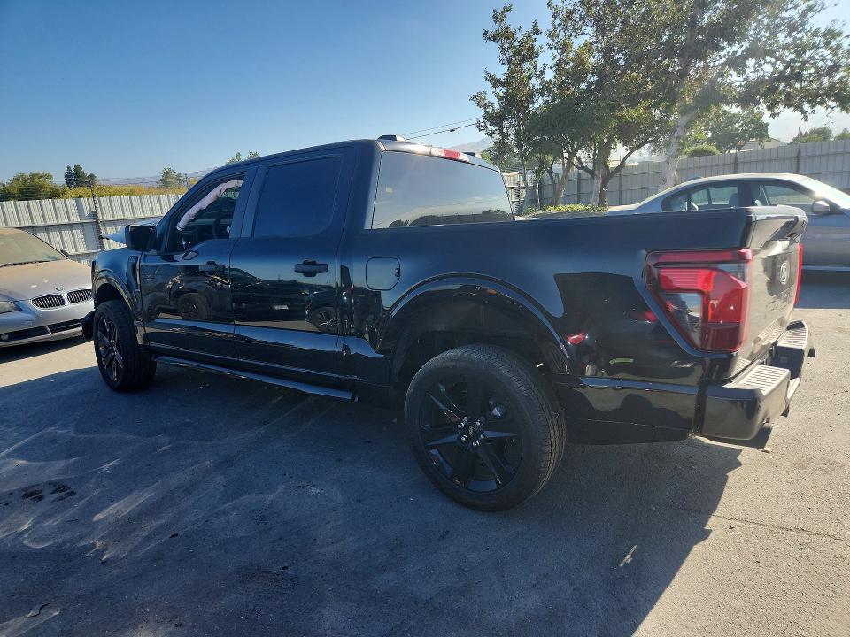 60650676 :رقم المزاد ، 1FTEW2L51SFC13921 vin ، 2025 Ford F150 مزاد بيع