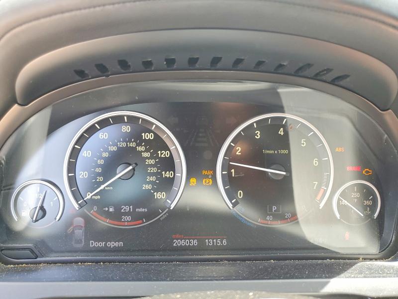 61334126 :رقم المزاد ، WBAYE8C51DDE22285 vin ، 2013 Bmw 750 مزاد بيع