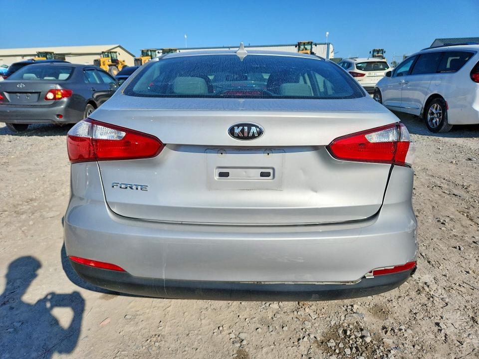 Продаж на аукціоні авто 2016 Kia Forte, vin: KNAFK4A62G5518782, номер лоту: 61939536