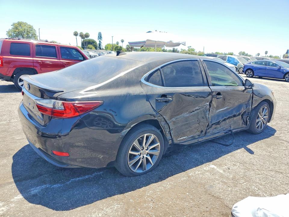 62469606 :رقم المزاد ، JTHBW1GG3G2107802 vin ، 2016 Lexus Es مزاد بيع