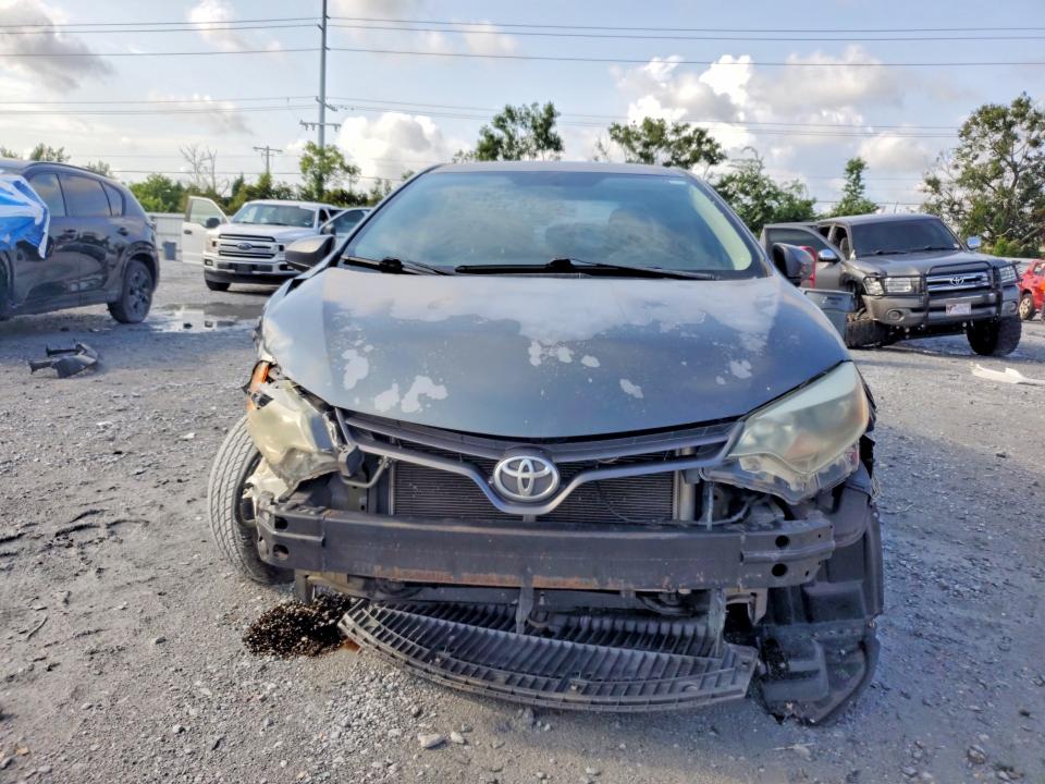 Продажа на аукционе авто 2015 Toyota Corolla, vin: 5YFBURHE0FP304879, номер лота: 63464546