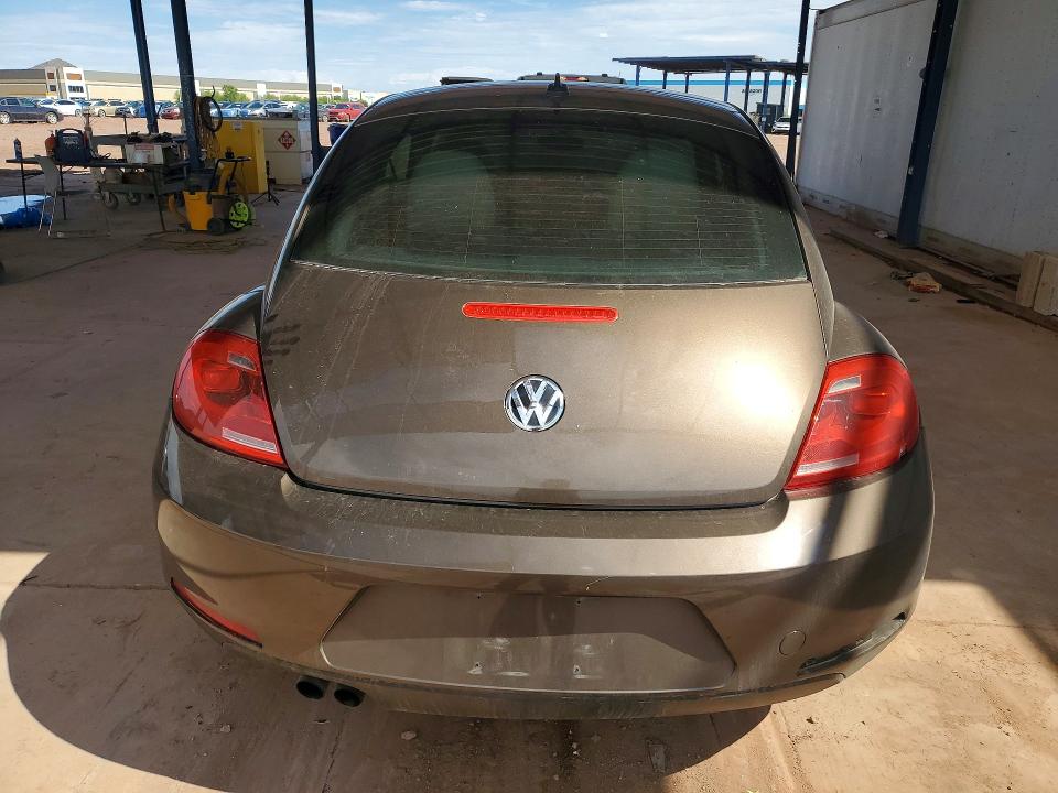 61810636 :رقم المزاد ، 3VWJ07AT1EM662290 vin ، 2014 Volkswagen Beetle مزاد بيع