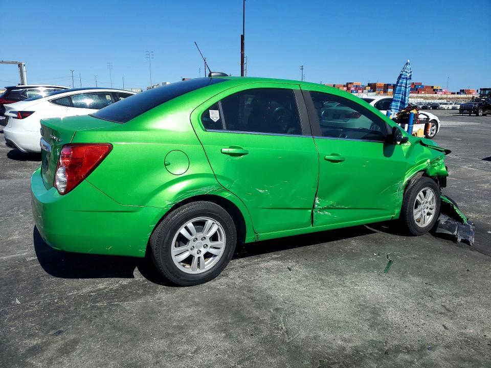 2015 Chevrolet Sonic მანქანა იყიდება აუქციონზე, vin: 1G1JC5SH6F4147106, აუქციონის ნომერი: 61818866