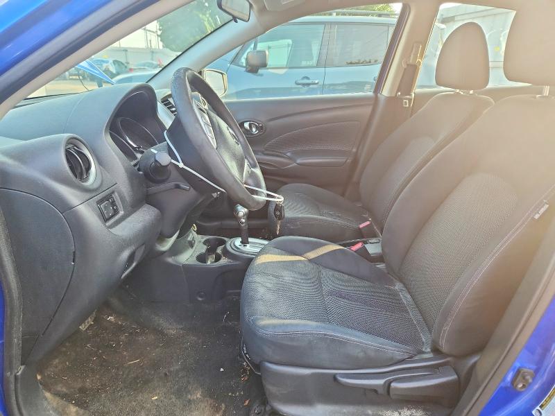 61777946 :رقم المزاد ، 3N1CN7AP8HL801750 vin ، 2017 Nissan Versa مزاد بيع