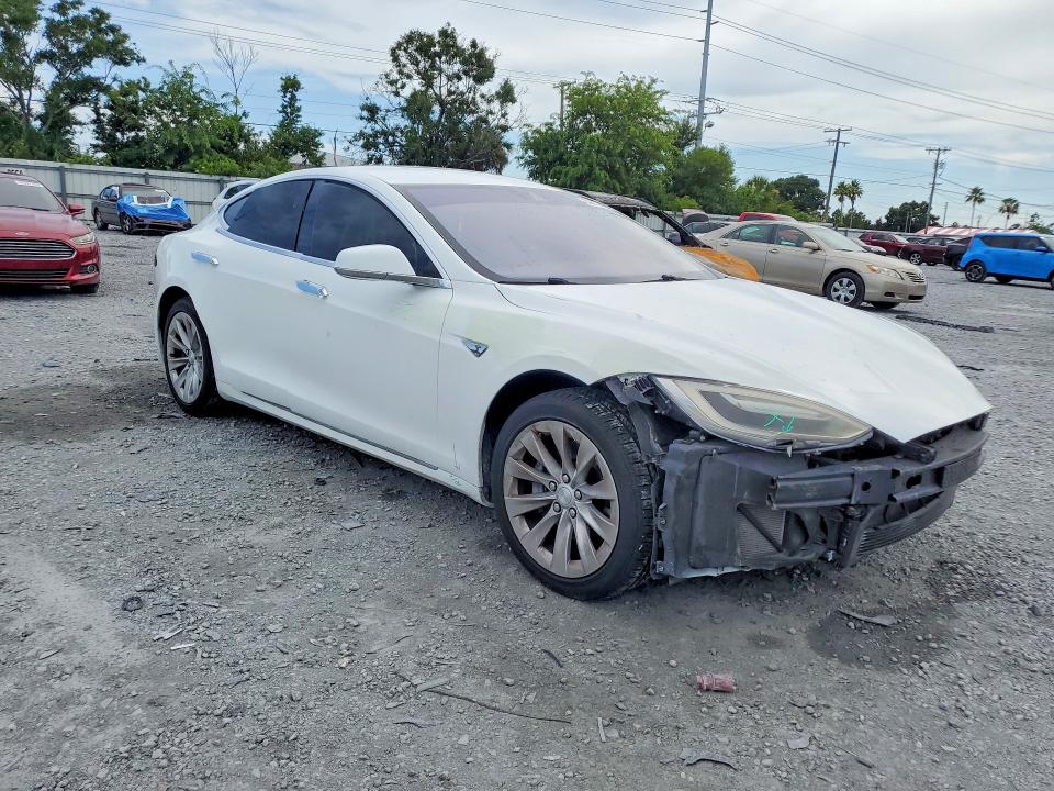 2016 Tesla Model S მანქანა იყიდება აუქციონზე, vin: 5YJSA1E16GF158948, აუქციონის ნომერი: 59813526