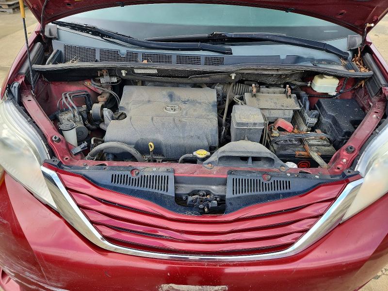 Продаж на аукціоні авто 2015 Toyota Sienna, vin: 5TDKK3DC1FS619821, номер лоту: 63103246