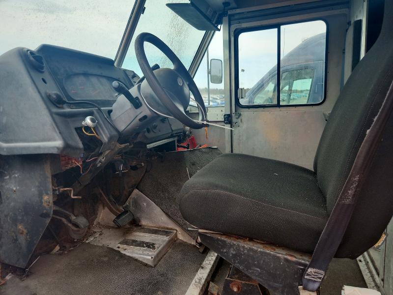 59818596 :رقم المزاد ، 1FCLE49LX3HA89519 vin ، 2003 Ford E450 مزاد بيع