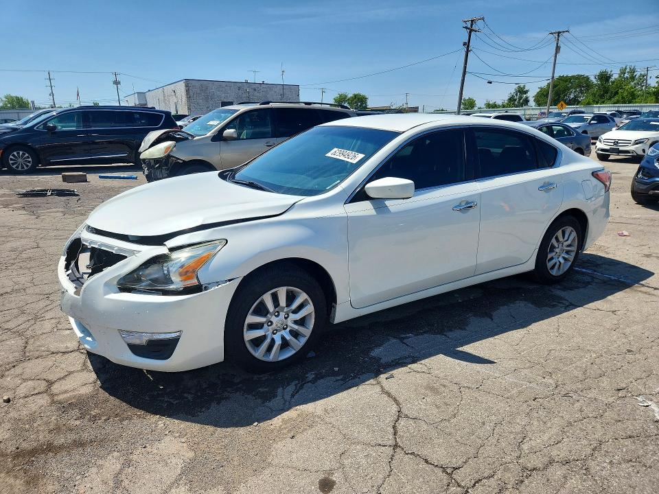 2014 Nissan Altima მანქანა იყიდება აუქციონზე, vin: 1N4AL3AP0EN357431, აუქციონის ნომერი: 62994926