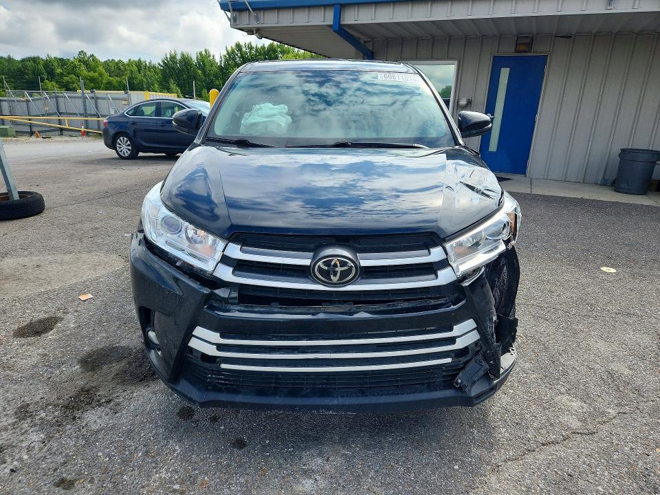 Продаж на аукціоні авто 2017 Toyota Highlander, vin: 5TDZZRFH5HS194399, номер лоту: 60611516