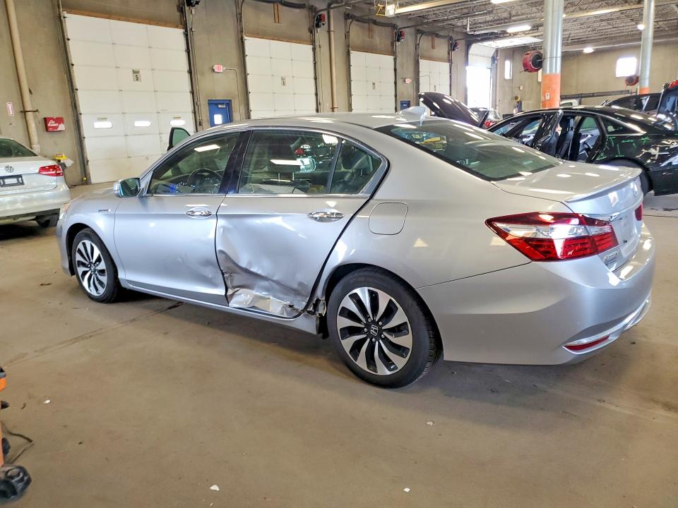 61711166 :رقم المزاد ، JHMCR6F53HC028912 vin ، 2017 Honda Accord مزاد بيع