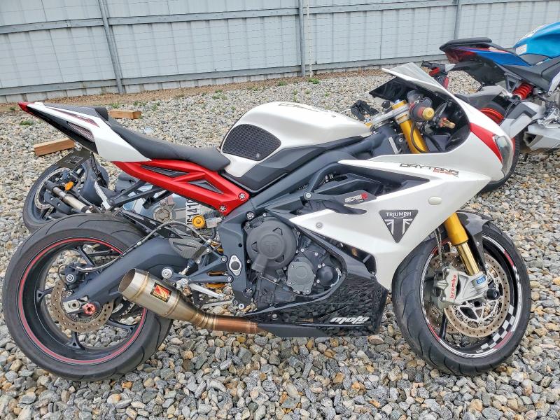 62851846 :رقم المزاد ، SMTA02YK7HJ787459 vin ، 2017 Triumph Motorcycle Daytona 675r مزاد بيع