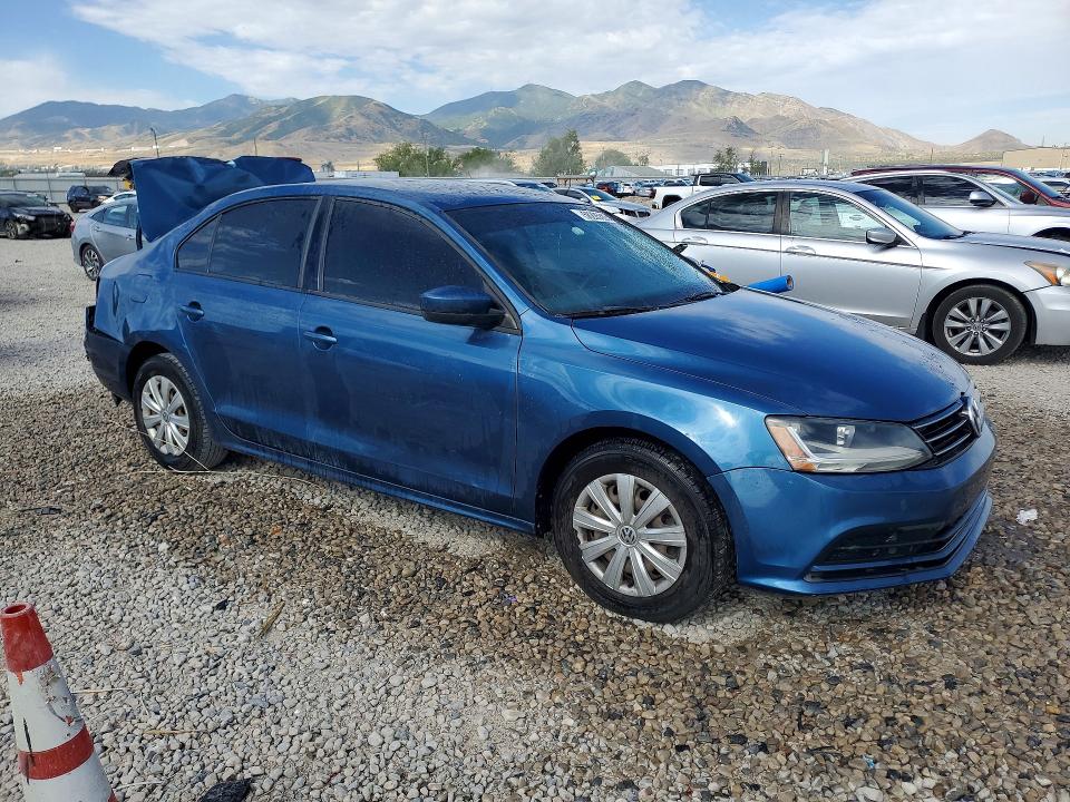 58205686 :رقم المزاد ، 3VW2B7AJ9HM267484 vin ، 2017 Volkswagen Jetta مزاد بيع