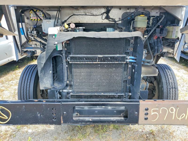 Продажа на аукционе авто 2021 Freightliner Chassis, vin: 4UZAC2GA0MCMM9359, номер лота: 63625396