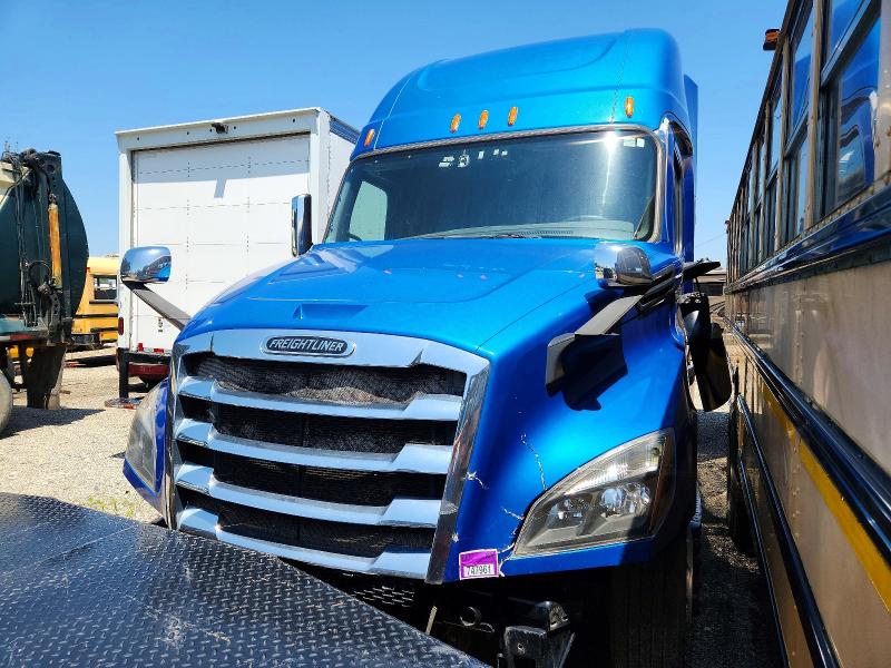 Продаж на аукціоні авто 2020 Freightliner Cascadia 126, vin: 3AKJHHDR0LSKC5695, номер лоту: 60190616