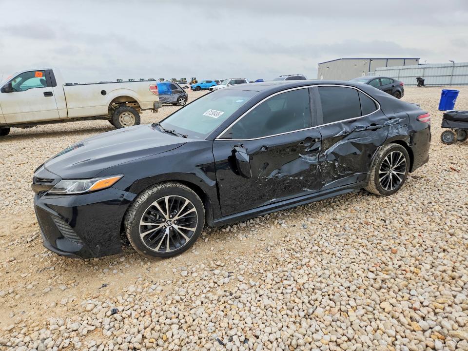 Продажа на аукционе авто 2018 Toyota Camry, vin: 4T1B11HK4JU085805, номер лота: 61298496