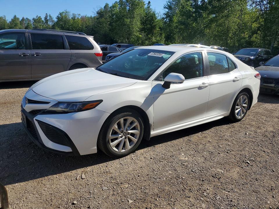 2022 Toyota Camry მანქანა იყიდება აუქციონზე, vin: 4T1G11AK3NU061825, აუქციონის ნომერი: 62663056