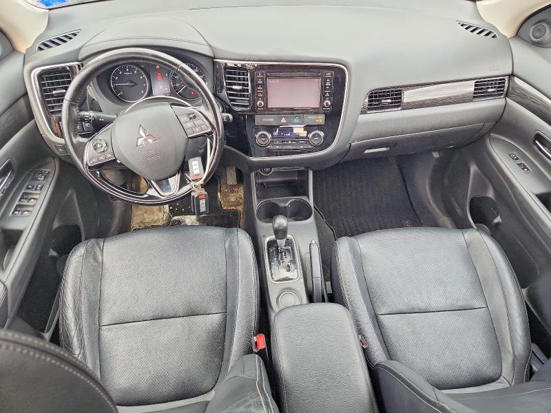 60469686 :رقم المزاد ، JA4AD3A32GZ011259 vin ، 2016 Mitsubishi Outlander مزاد بيع