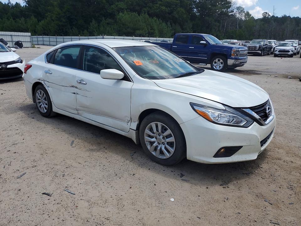 Продажа на аукционе авто 2016 Nissan Altima, vin: 1N4AL3AP0GC156062, номер лота: 59618336