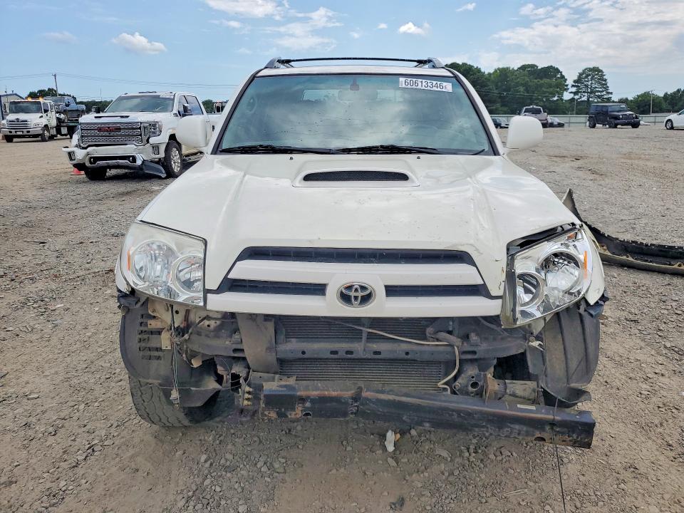 60613346 :رقم المزاد ، JTEZU14R340022800 vin ، 2004 Toyota 4runner مزاد بيع