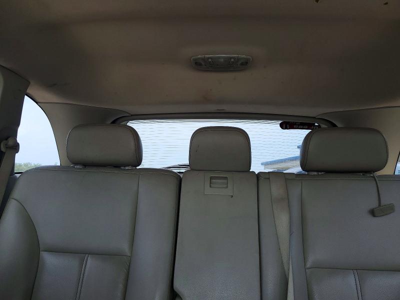 61569406 :رقم المزاد ، 2FMDK3KC8ABA56638 vin ، 2010 Ford Edge مزاد بيع