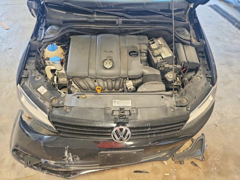61334656 :رقم المزاد ، 3VWDX7AJ2BM382820 vin ، 2011 Volkswagen Jetta مزاد بيع