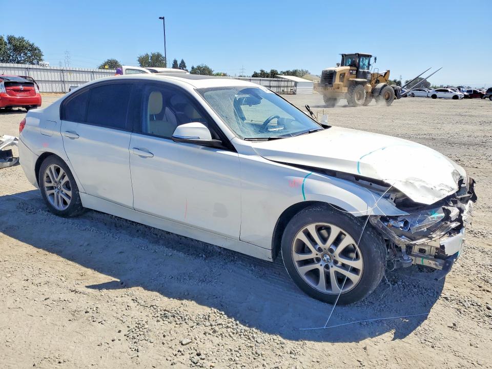 2013 Bmw 328 მანქანა იყიდება აუქციონზე, vin: WBA3C1C52DF441551, აუქციონის ნომერი: 62468826