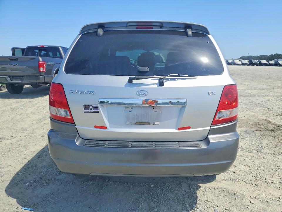 Продажа на аукционе авто 2004 Kia Sorento, vin: KNDJD733445239616, номер лота: 85461065