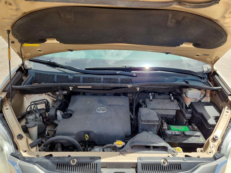 2014 Toyota Sienna მანქანა იყიდება აუქციონზე, vin: 5TDYK3DC7ES456102, აუქციონის ნომერი: 60132446