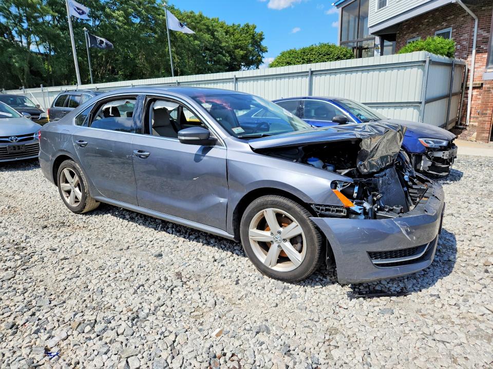 2013 Volkswagen Passat მანქანა იყიდება აუქციონზე, vin: 1VWBN7A33DC135809, აუქციონის ნომერი: 60066076