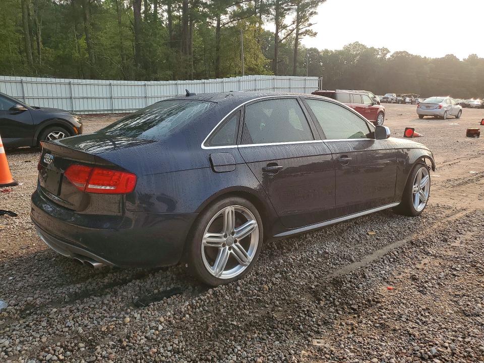 Продажа на аукционе авто 2011 Audi S4, vin: WAUKGAFLXBA009648, номер лота: 62300246