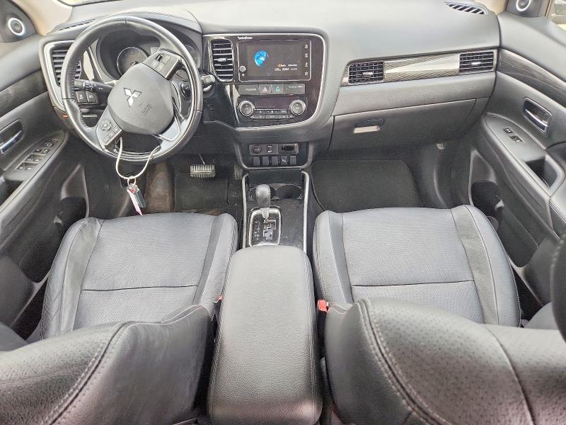 Продажа на аукционе авто 2017 Mitsubishi Outlander, vin: JA4AZ3A3XHZ052838, номер лота: 62162416