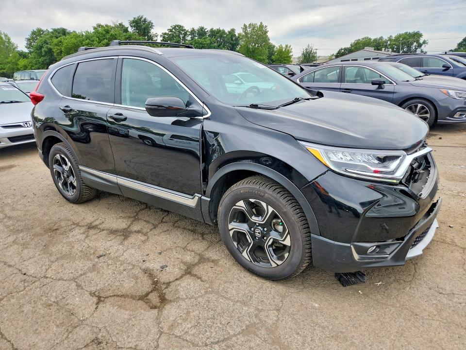 Продажа на аукционе авто 2018 Honda Cr-v, vin: 7FARW2H99JE008061, номер лота: 61275456