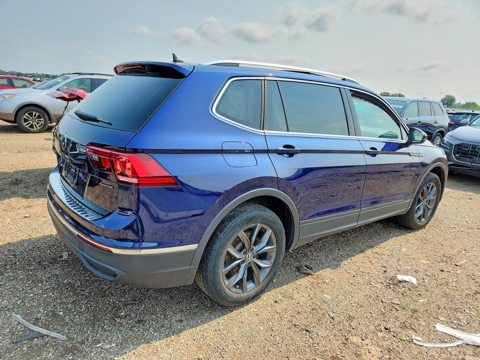 Продажа на аукционе авто 2023 Volkswagen Tiguan, vin: 3VVMB7AX5PM104119, номер лота: 62155786