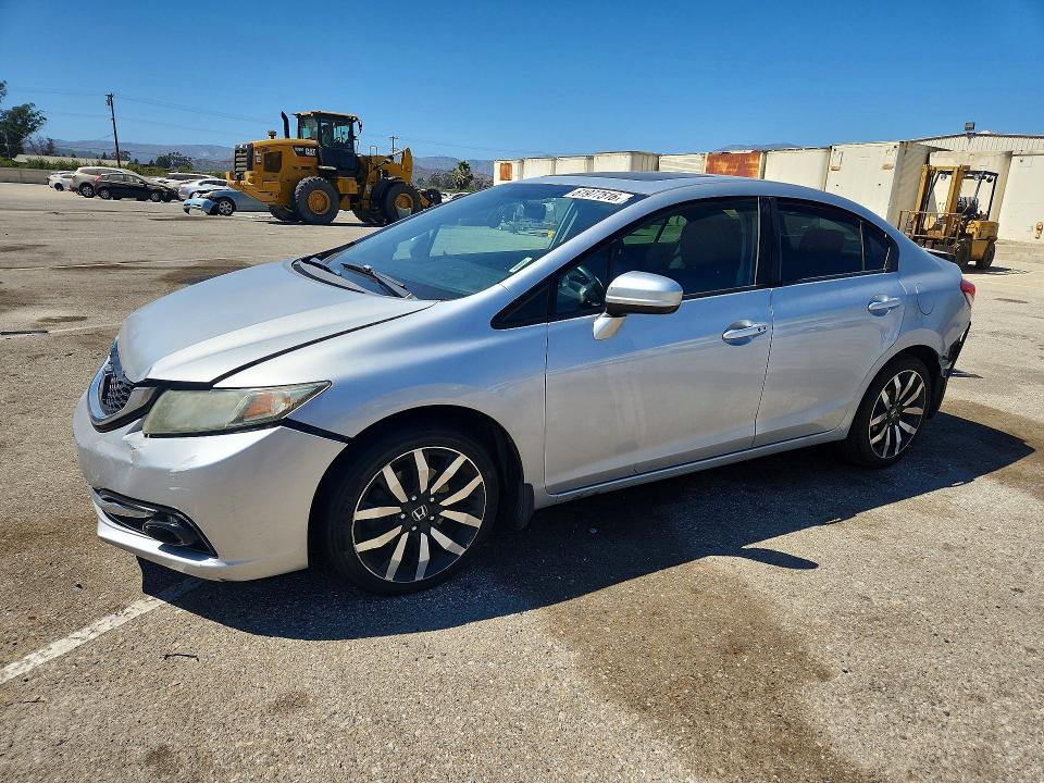 2015 Honda Civic მანქანა იყიდება აუქციონზე, vin: 2HGFB2F97FH535211, აუქციონის ნომერი: 61977516