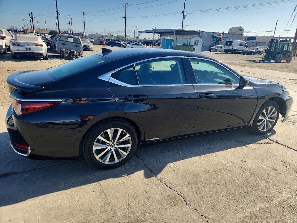 2019 Lexus Es მანქანა იყიდება აუქციონზე, vin: 58AB21B16KU003872, აუქციონის ნომერი: 60187726