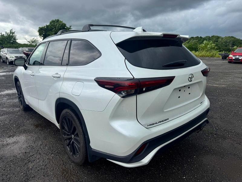 63364196 :رقم المزاد ، 5TDKDRBH5RS571787 vin ، 2024 Toyota Highlander مزاد بيع