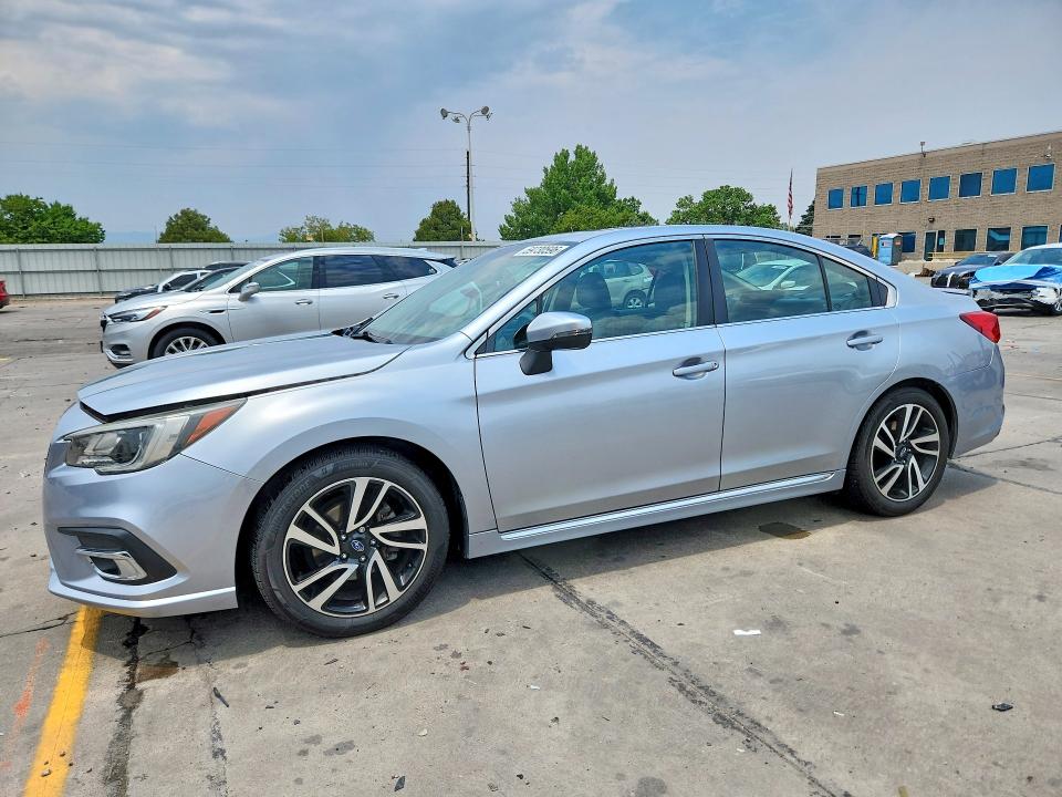 59730596 :رقم المزاد ، 4S3BNAR60J3019008 vin ، 2018 Subaru Legacy مزاد بيع