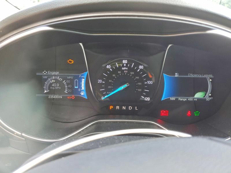 60261086 :رقم المزاد ، 3FA6P0LUXHR344022 vin ، 2017 Ford Fusion مزاد بيع