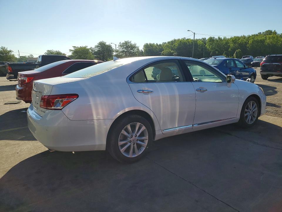 60865616 :رقم المزاد ، JTHBK1EG2C2481147 vin ، 2012 Lexus Es مزاد بيع