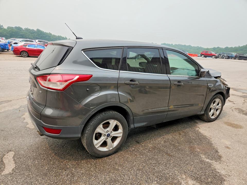 Продажа на аукционе авто 2016 Ford Escape, vin: 1FMCU0G70GUB51262, номер лота: 61382066